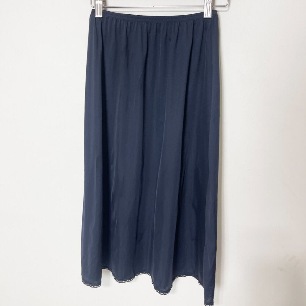 Anti Static Women's Satin-like Slip Skirt with Lace Hem, Elastic Waist Black